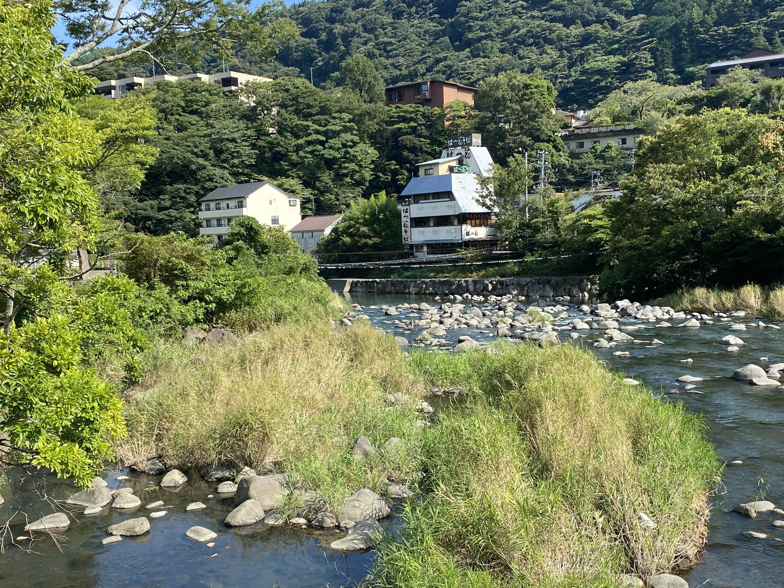 箱根湯本・早川河畔の夏景色（8月）