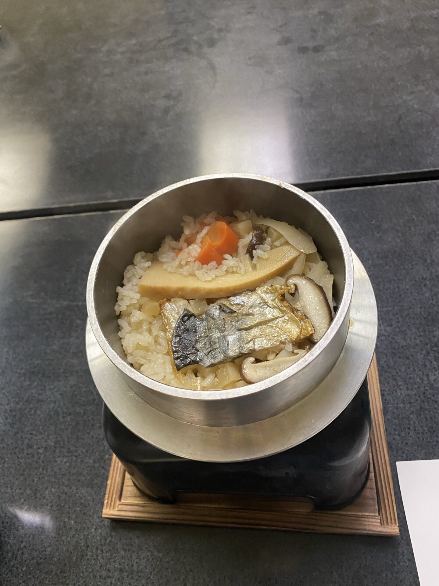 釜炊きの混ぜご飯｜箱根・芦之湯 きのくにや