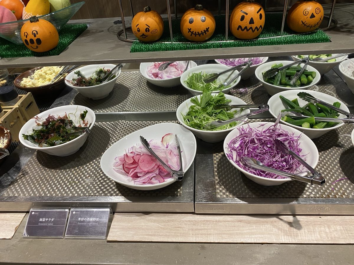 海藻サラダと西麓野菜のサラダ｜リ・カーヴ箱根